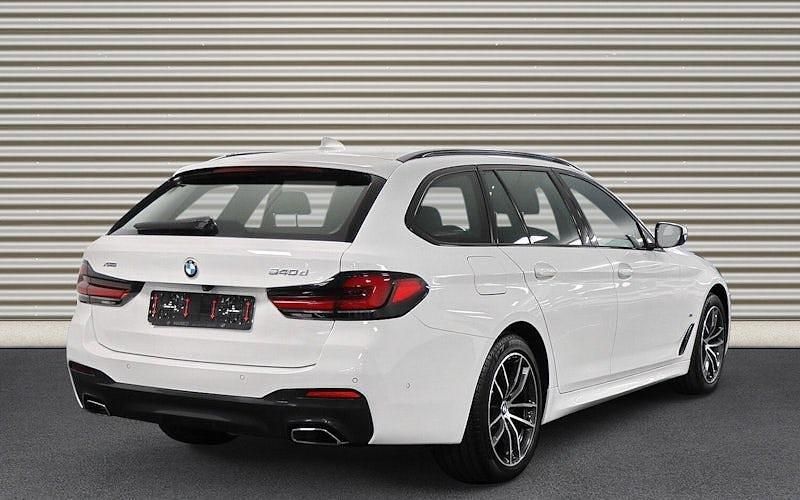 Gebraucht BMW 540 Shadowline 340 PS (250 kW) 2023 Weiß Kombi