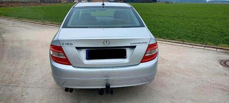 Gebraucht Mercedes C180 156 PS (114 kW) 2009 Grau Limousine