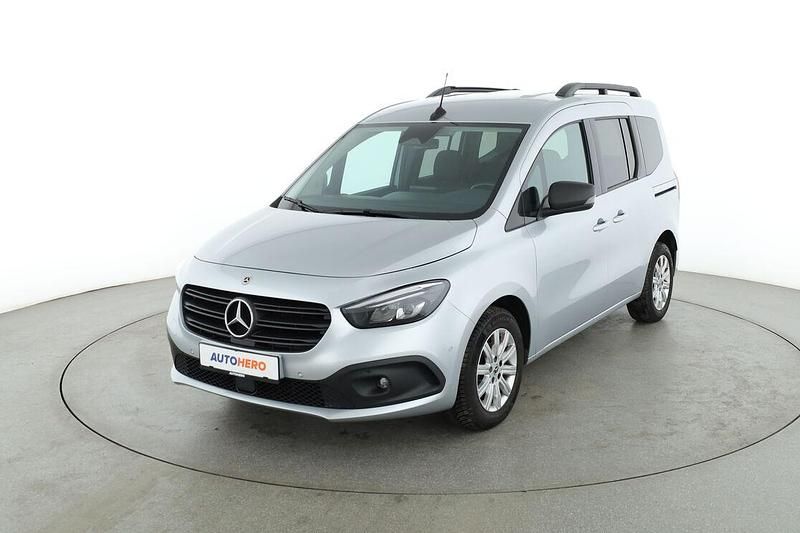 Silber Gebraucht 2021 Mercedes Citan 110 Kombi | 20.890 € (Fairer Preis) - Bild 1/3