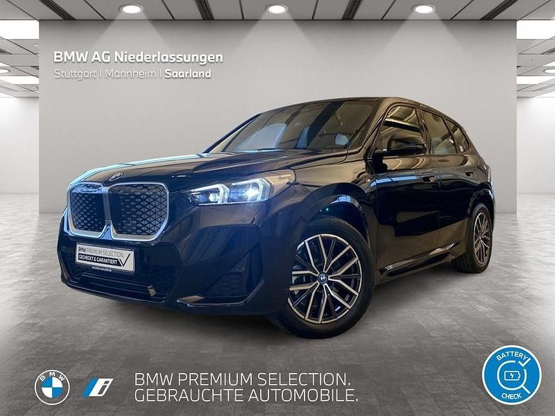 Schwarz Gebraucht 2023 BMW iX1 M Sport SUV | 42.990 € (Fairer Preis) - Bild 1/4