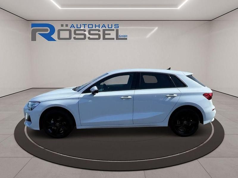 Neu Audi A3 Advanced 150 PS (110 kW) 2025 Schwarz Limousine