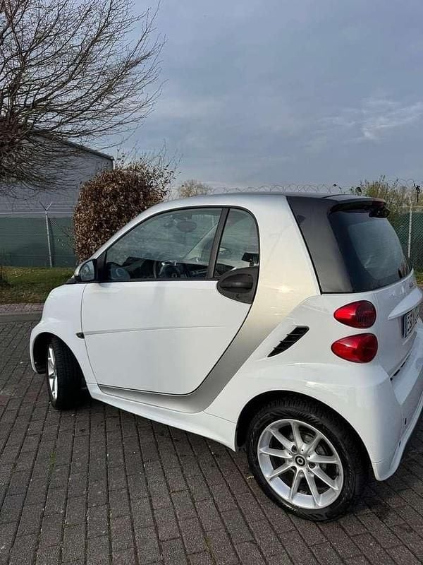 Gebraucht Smart ForTwo Coupé 84 PS (61 kW) 2014 Coupé