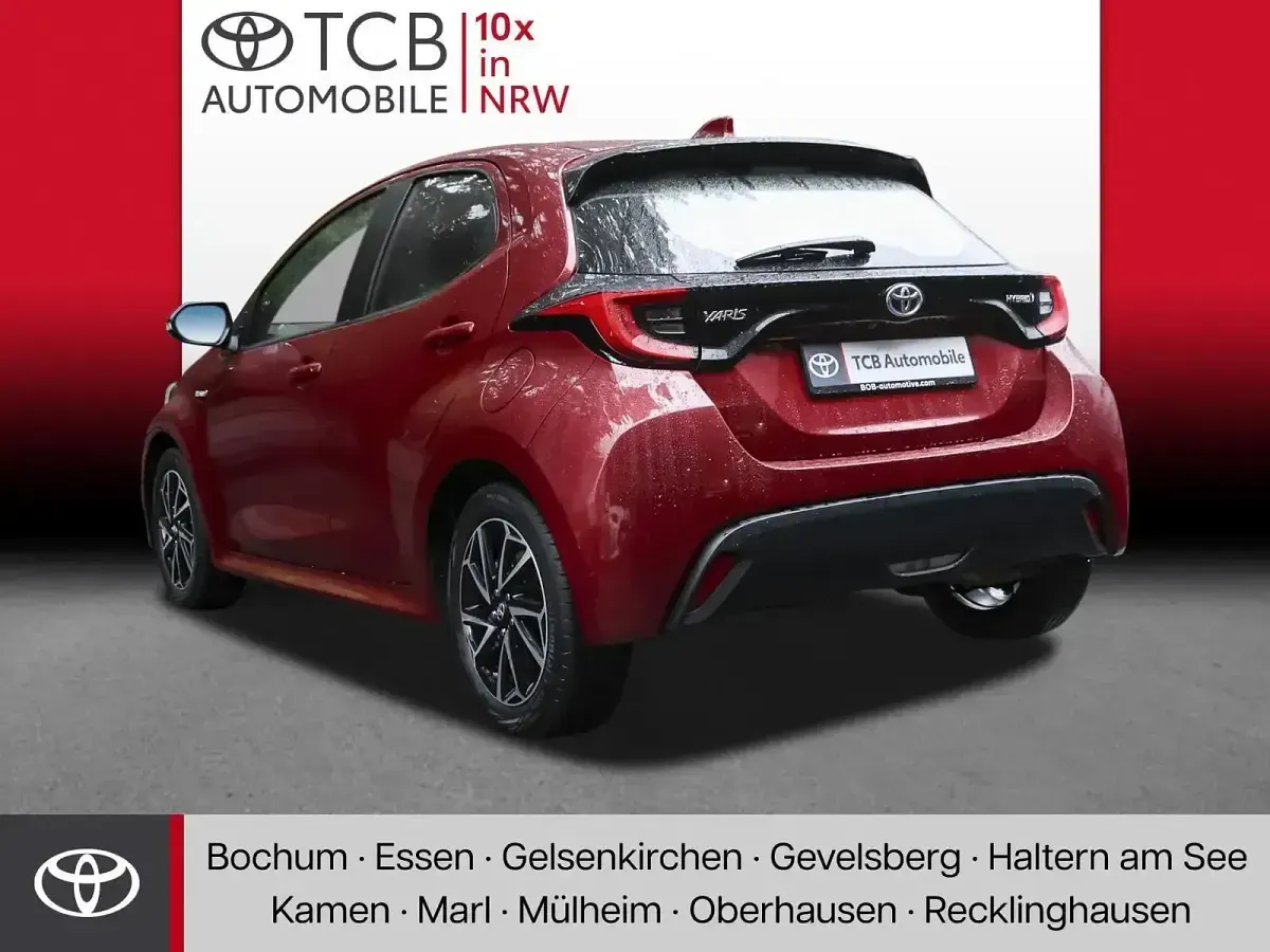 Gebraucht Toyota Yaris Basis 116 PS (85 kW) 2020 Tokiorot perleffekt Kleinwagen