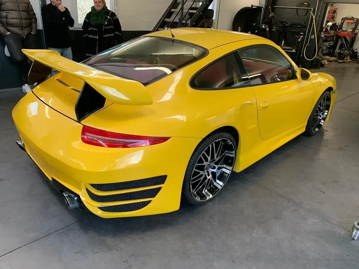 Gebraucht Porsche 996 300 PS (220 kW) 2000 Gelb Coupé