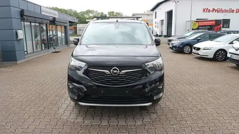 Gebraucht Opel Combo Life Innovation 131 PS (96 kW) 2020 Schwarz Van / Kleinbus