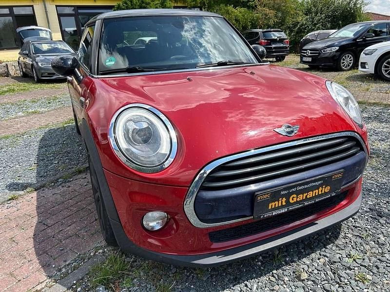 Blazing red ii Gebraucht 2016 Mini Cooper Coupé Coupé | 9.990 € (Superpreis) - Bild 1/4