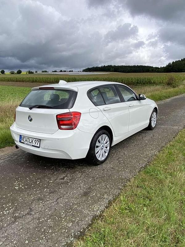 Gebraucht BMW 116 122 PS (89 kW) 2012 Kleinwagen