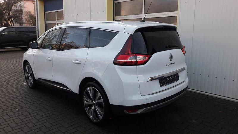Gebraucht Renault Scénic IV Intens 132 PS (97 kW) 2017 Weiß Van / Kleinbus