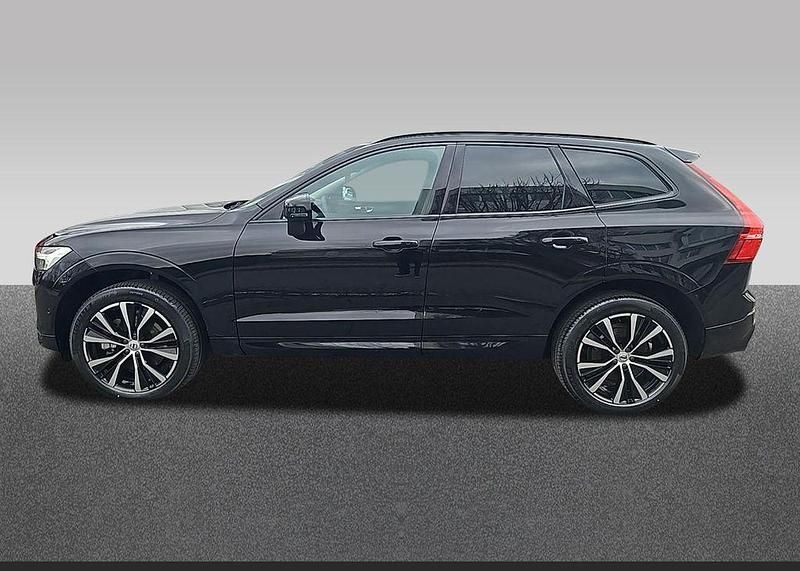 Gebraucht Volvo XC60 Plus 250 PS (183 kW) 2025 Schwarz SUV