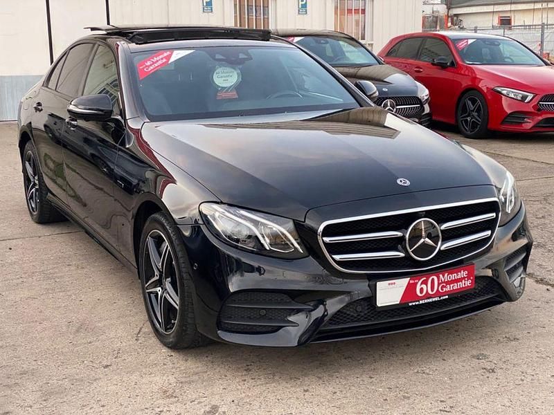 Gebraucht Mercedes E300 AMG 194 PS (142 kW) 2019 Schwarz Limousine
