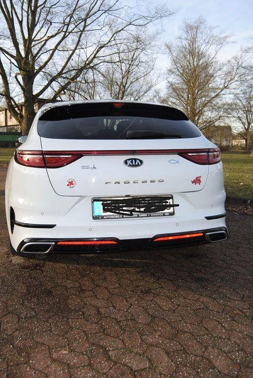 Gebraucht Kia ProCeed GT 136 PS (100 kW) 2019 Weiß Limousine