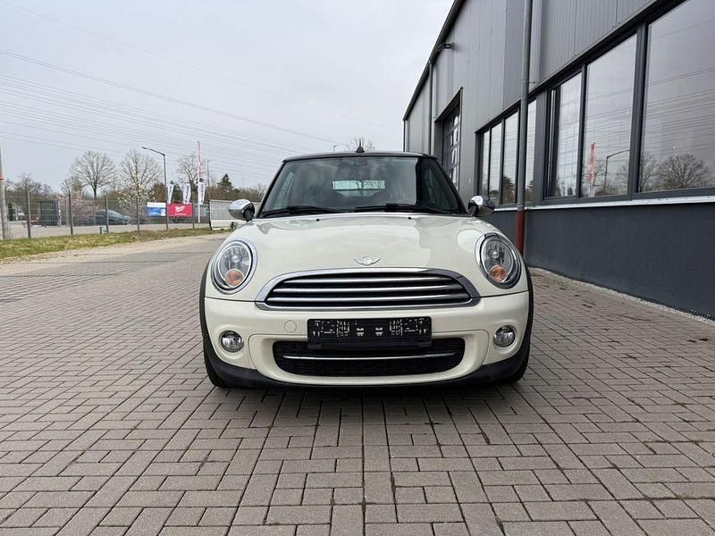 Gebraucht Mini Cooper D Cabriolet 111 PS (81 kW) 2013 Weiß Cabrio