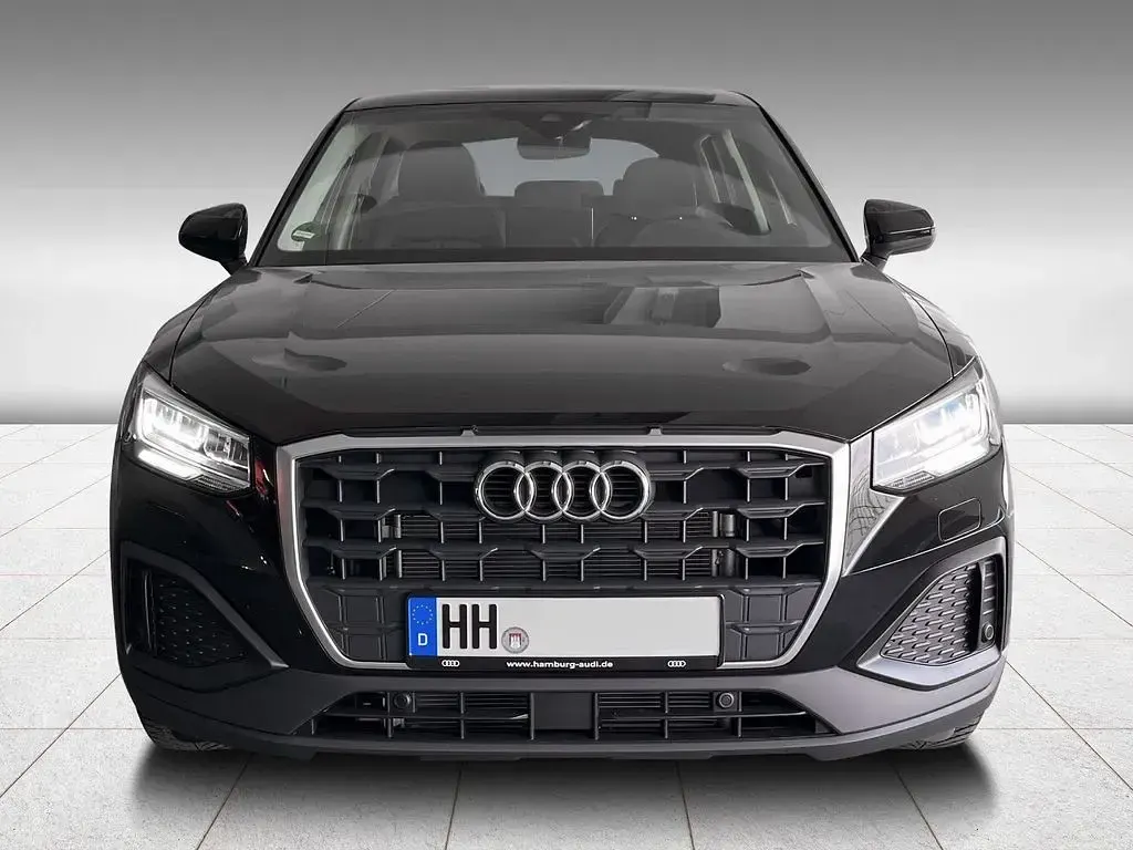 Gebraucht Audi Q2 116 PS (85 kW) 2026 A2 brillantschwarz SUV