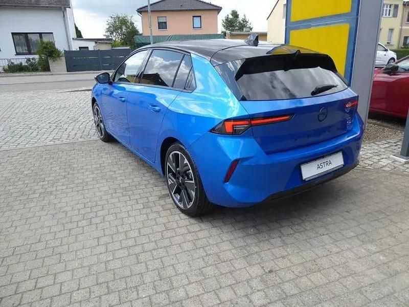Gebraucht Opel Astra 114 kW (156 PS) 2023 Kobalt blau metallic Limousine