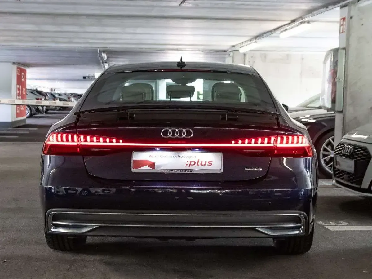 Gebraucht Audi A7 299 PS (219 kW) 2023 Firmamentblau metallic Limousine