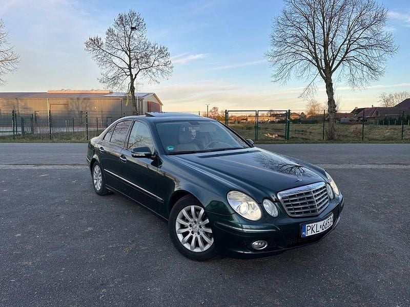 Second-hand Mercedes E320 224 CP (164 kW) 2007 Verde Berlinǎ
