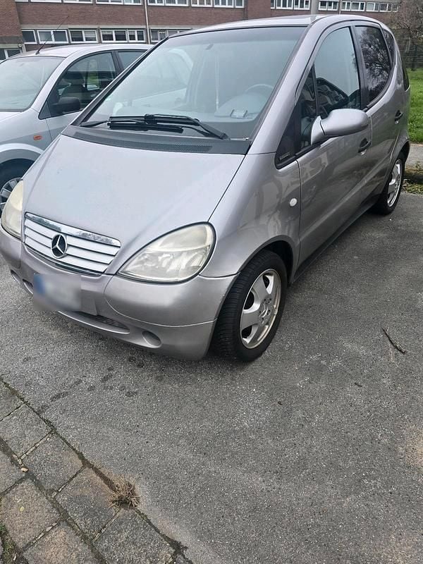 Gebraucht Mercedes A160 105 PS (77 kW) 1998 Silber Limousine