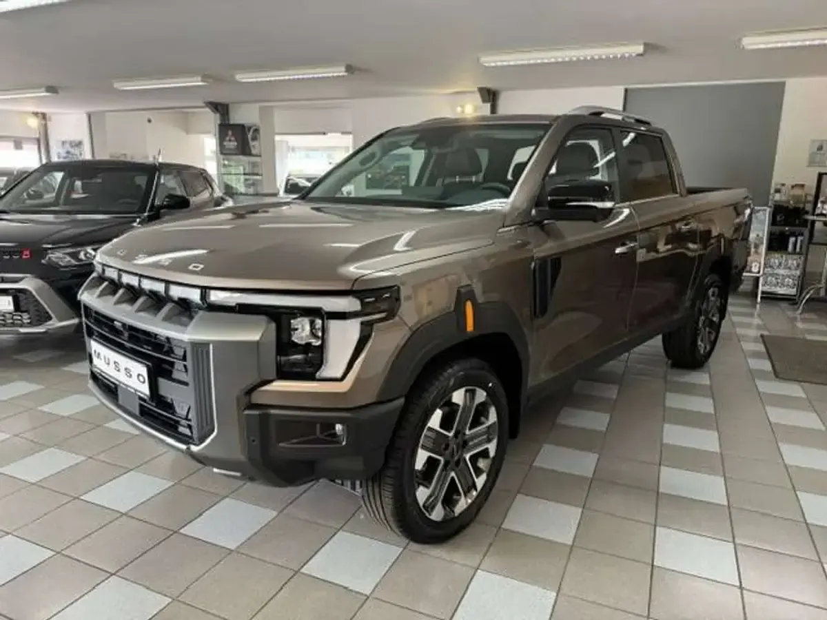 Neu KGM Musso 203 PS (149 kW) 2026 Smoke taupe Pickup