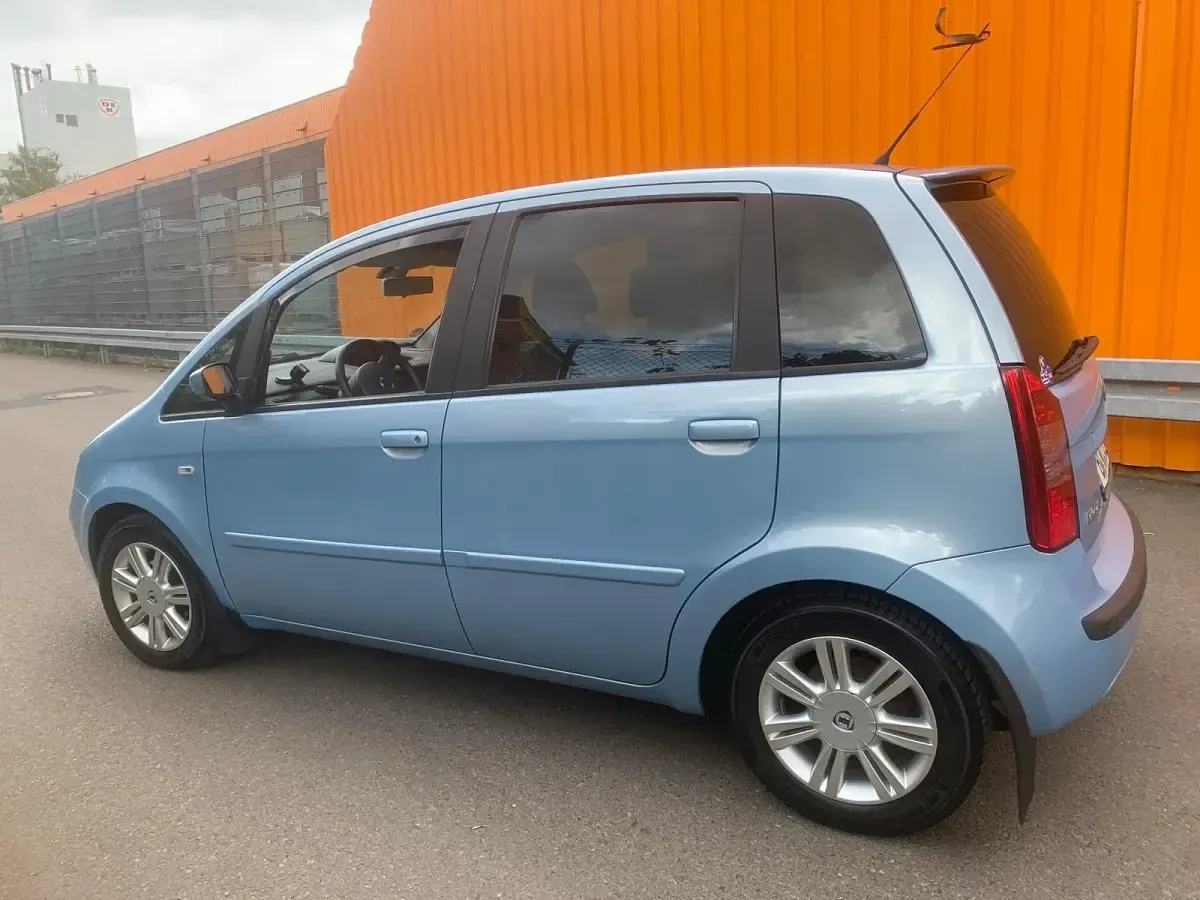 Gebraucht Fiat Idea 75 PS (55 kW) 2004 Blau Van / Kleinbus