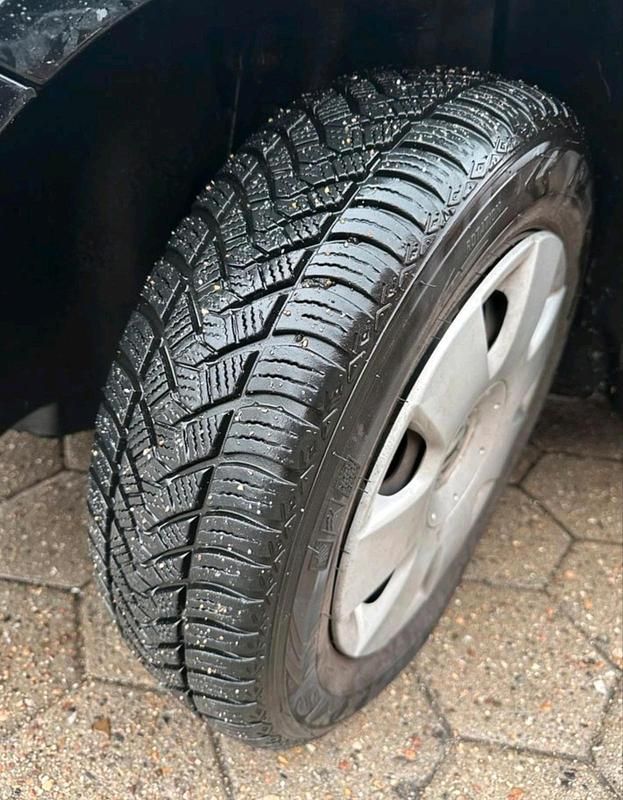 Gebraucht VW Polo 54 PS (39 kW) 2003 Schwarz Coupé