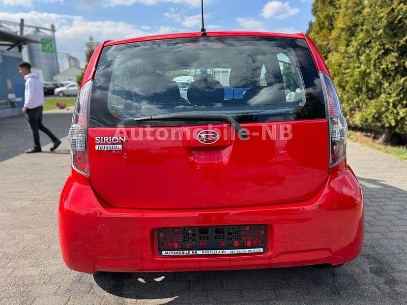 Gebraucht Daihatsu Sirion 91 PS (66 kW) 2009 Rot Kleinwagen