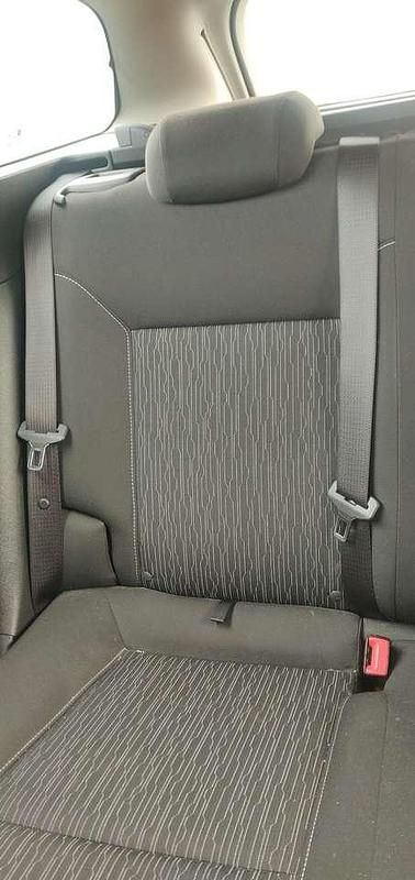 Gebraucht Opel Astra Edition 101 PS (74 kW) 2012 Kombi