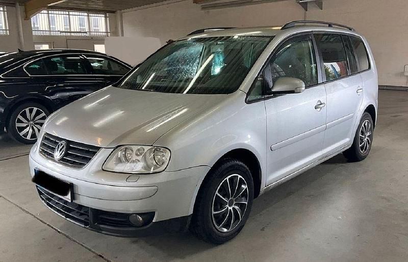 Silber Gebraucht 2006 VW Touran Van / Kleinbus | 3.499 € (Fairer Preis) - Bild 1/2