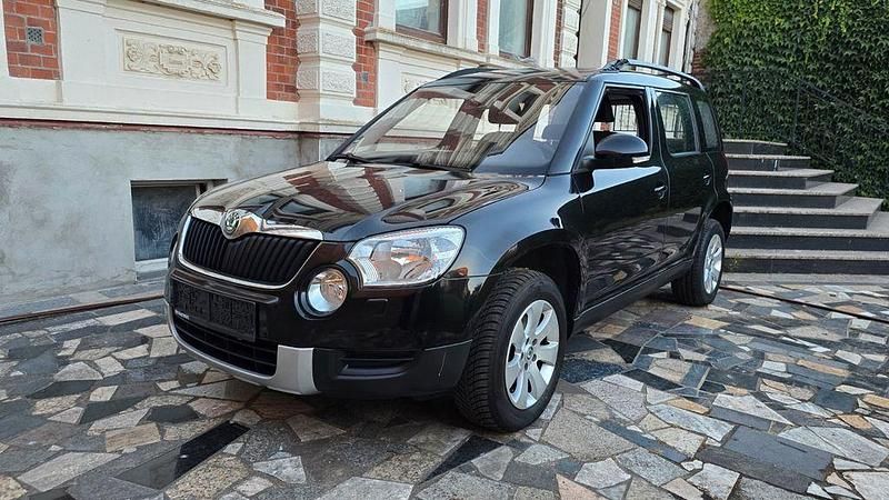 Schwarz Gebraucht 2010 Skoda Yeti SUV | 3.900 € (Superpreis) - Bild 1/4