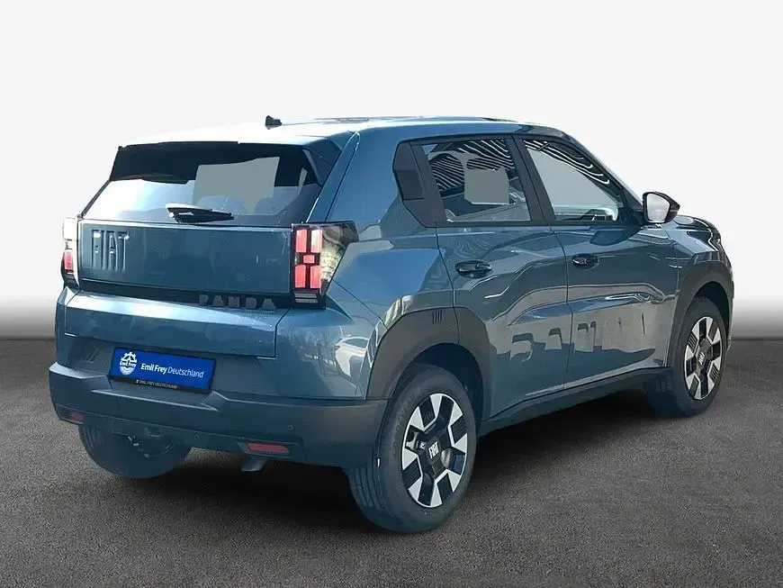 Neu Fiat Grande Panda 101 PS (74 kW) 2026 Blau Kleinwagen
