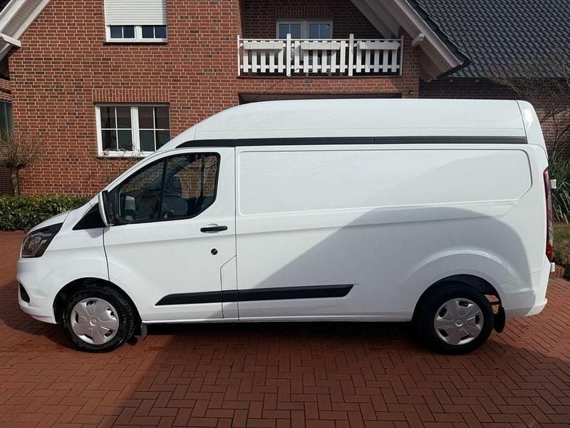 Gebraucht Ford Transit Custom 131 PS (96 kW) 2023 Weiß Van / Kleinbus