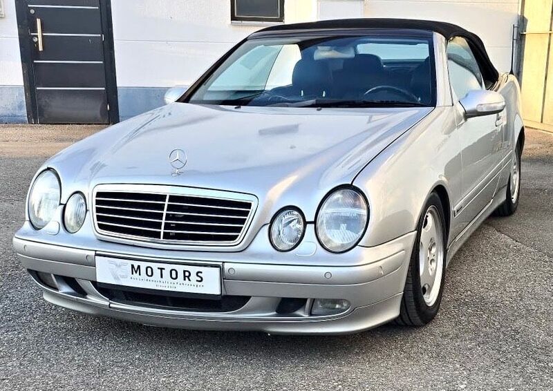 Silber Gebraucht 2002 Mercedes CLK200 Avantgarde Cabrio | 5.990 € (Fairer Preis) - Bild 1/4