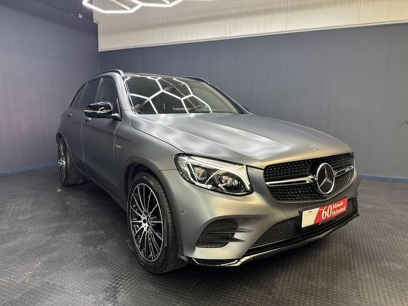 Grau Gebraucht 2019 Mercedes GLC43 AMG AMG SUV | 49.999 € (Teuer) - Bild 1/4