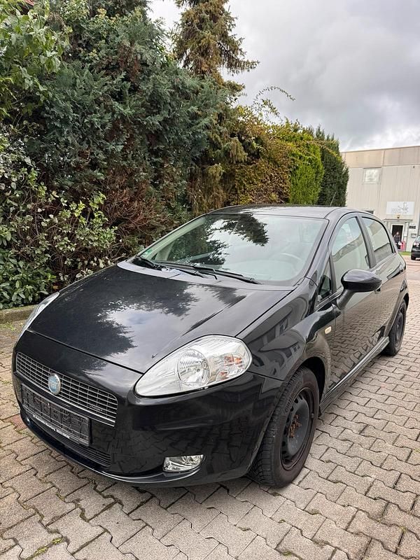 Schwarz Gebraucht 2007 Fiat Grande Punto Dynamic Kleinwagen | 1.100 € (Guter Preis) - Bild 1/4