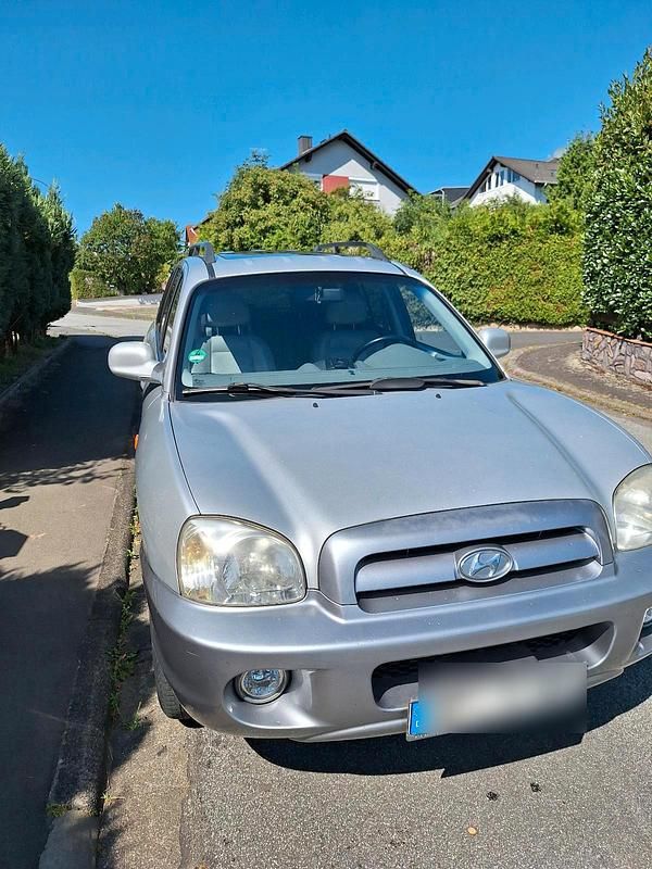 Grau Gebraucht 2005 Hyundai Santa Fe SUV | 2.700 € (Teuer) - Bild 1/4