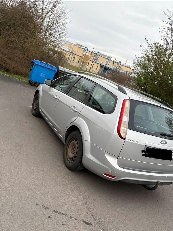 Usata Ford Focus 100 CV (73 kW) 2009 Argento Station wagon