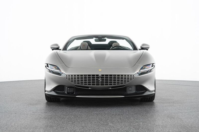 Gebraucht Ferrari Roma 620 PS (456 kW) 2025 Silber Coupé