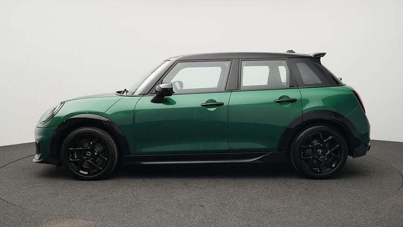 Second-hand Mini John Cooper Works 156 CP (114 kW) 2025 Verde Hatchback