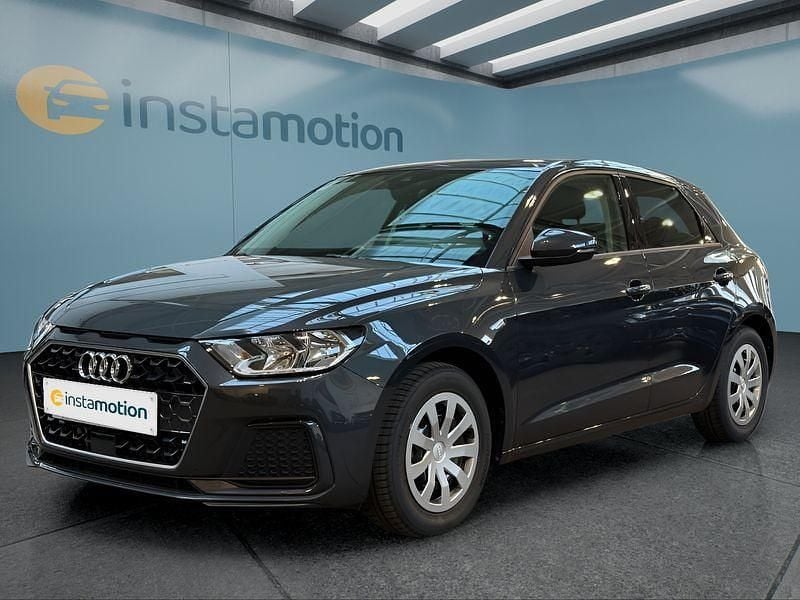 Grau Gebraucht 2024 Audi A1 Sportback Kleinwagen | 22.349 € (Fairer Preis) - Bild 1/4