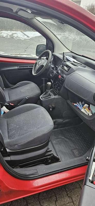 Gebraucht Citroën Nemo 73 PS (53 kW) 2010 Rot Van / Kleinbus