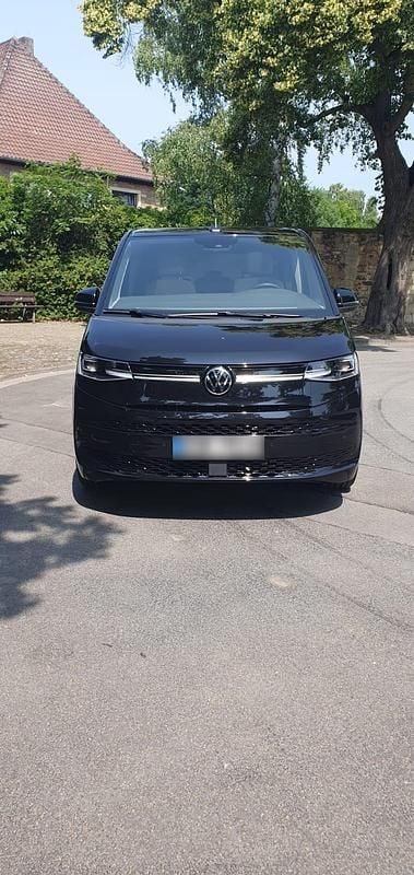 Gebraucht VW T7 150 PS (110 kW) 2025 Schwarz Van