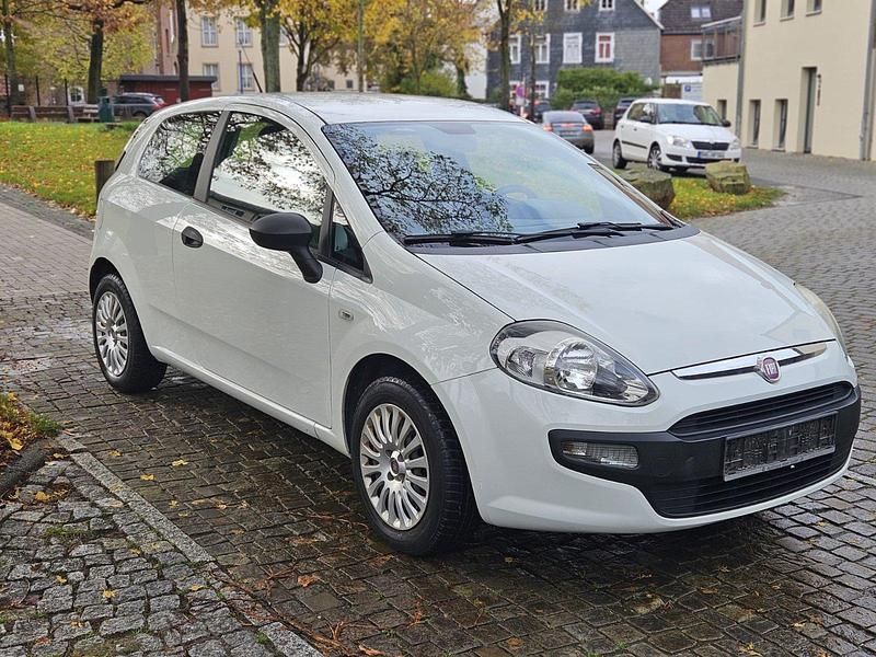 Gebraucht Fiat Punto Evo 69 PS (50 kW) 2010 Weiß Kleinwagen