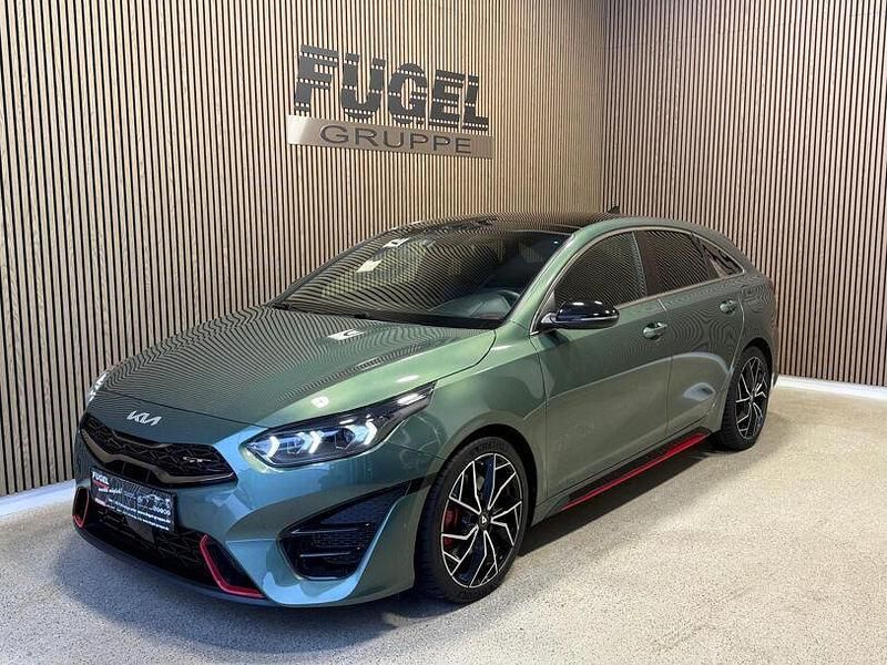 Gebraucht Kia ProCeed GT 204 PS (150 kW) 2022 Experience green met. Kombi