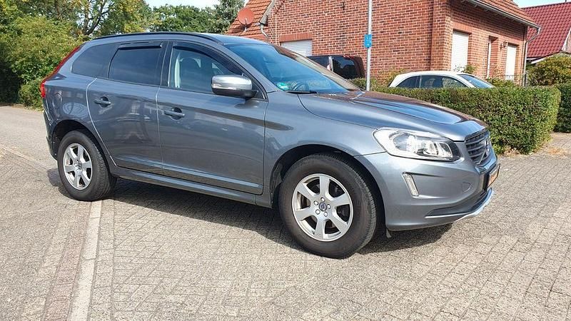 Gebraucht Volvo XC60 Kinetic 190 PS (139 kW) 2016 Grau SUV