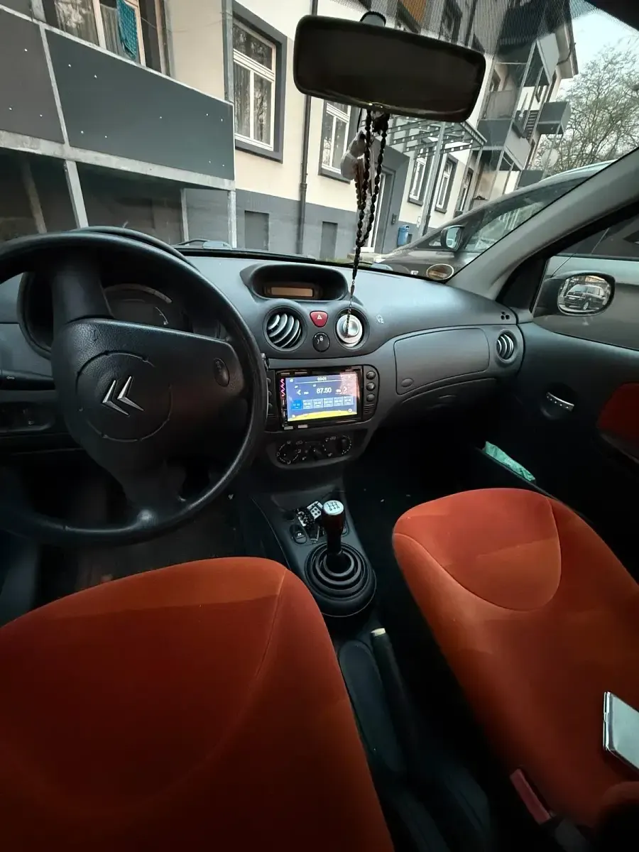 Gebraucht Citroën C2 60 PS (44 kW) 2005 Schwarz Kleinwagen
