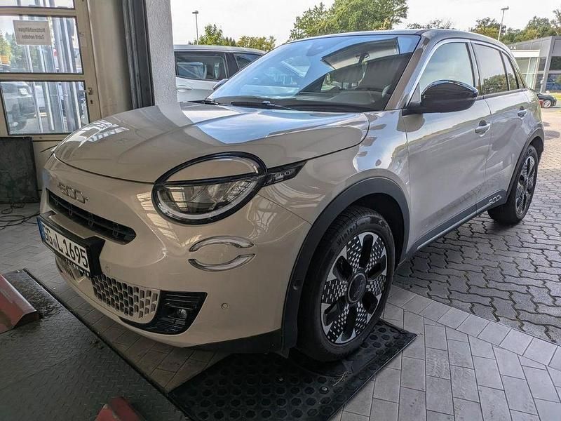 Gebraucht Fiat 600 La Prima 101 PS (74 kW) 2024 Grau SUV