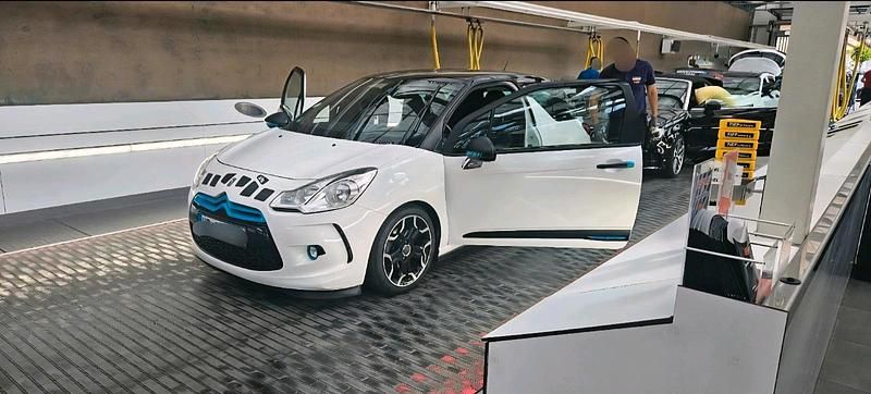 Gebraucht Citroën DS3 Sport Chic 156 PS (114 kW) 2012 Weiß Kleinwagen