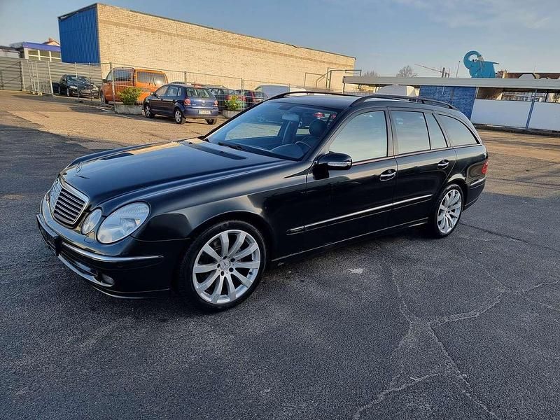 Gebraucht Mercedes 320 224 PS (164 kW) 2006 Schwarz Kombi