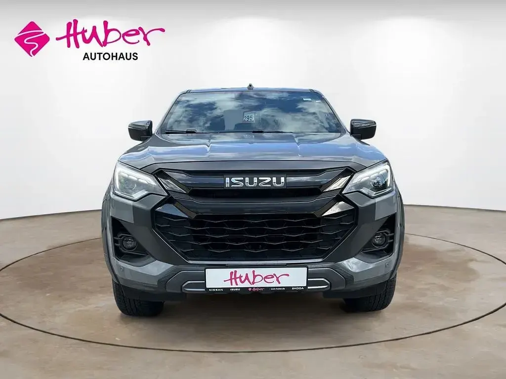Neu Isuzu D-Max 163 PS (119 kW) 2026 Grau Pickup