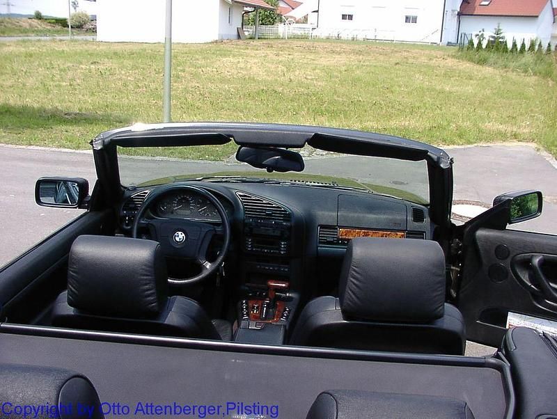 Gebraucht BMW 320 Cabriolet Performance 150 PS (110 kW) 1996 Schwarz Cabrio