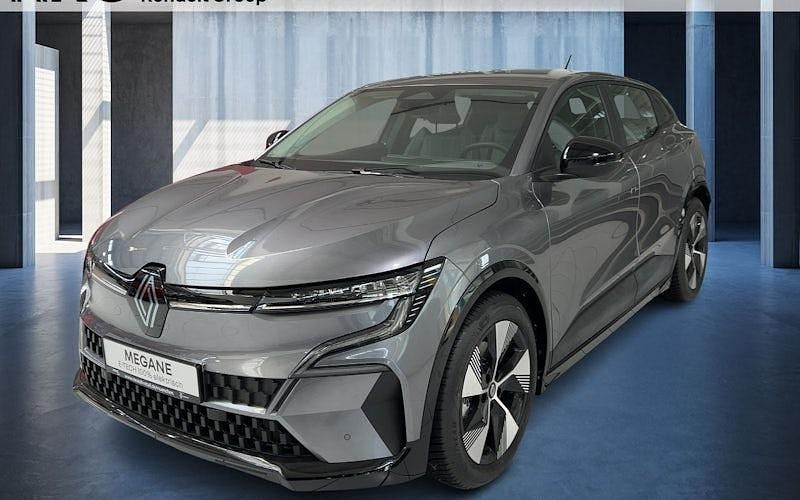 Grau Gebraucht 2024 Renault Mégane Komfort Limousine | 26.850 € - Bild 1/4